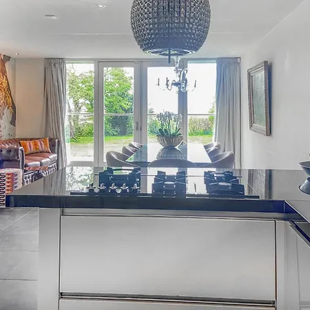 5 Bedroom Cozy In * Bergen